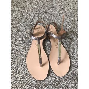 Calvin Klein Metallic Platinum Sandals • size 8.5